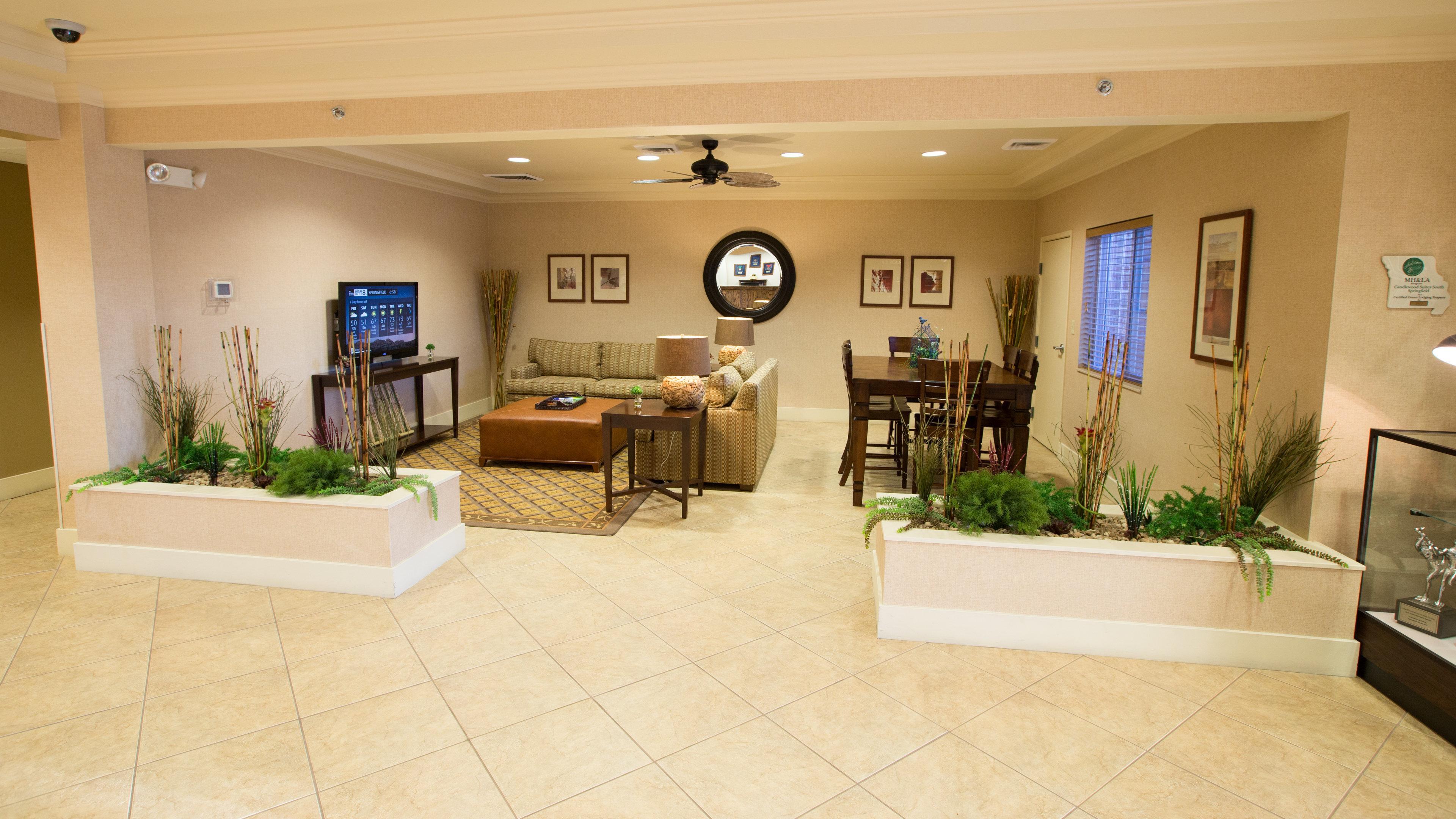 Candlewood Suites Springfield South By Ihg Eksteriør billede